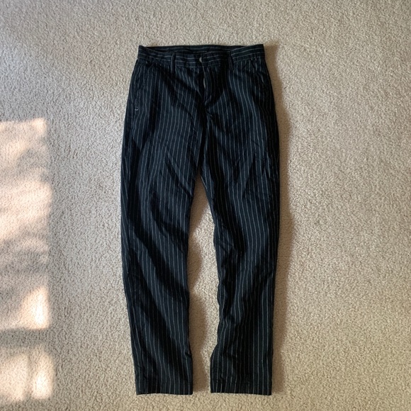 too small - Picture 1 of 3